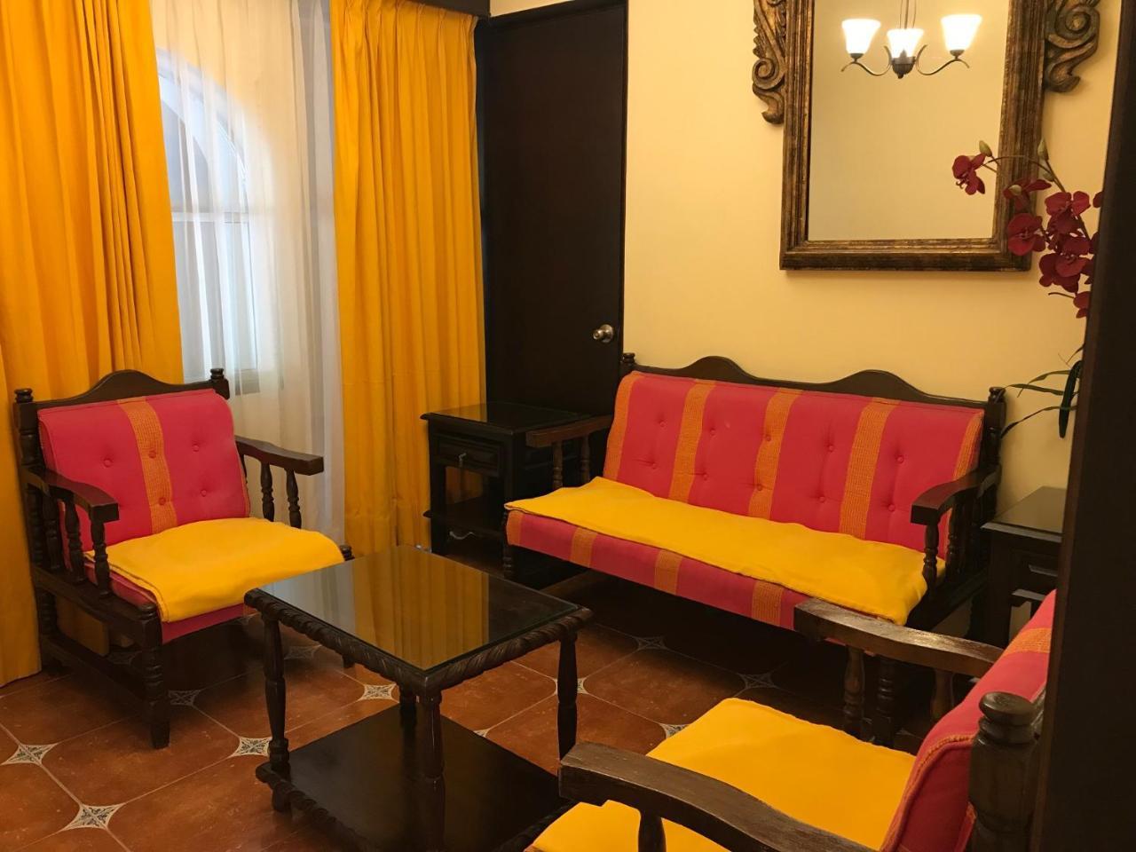 סיודד ואייס Hotel Valles מראה חיצוני תמונה