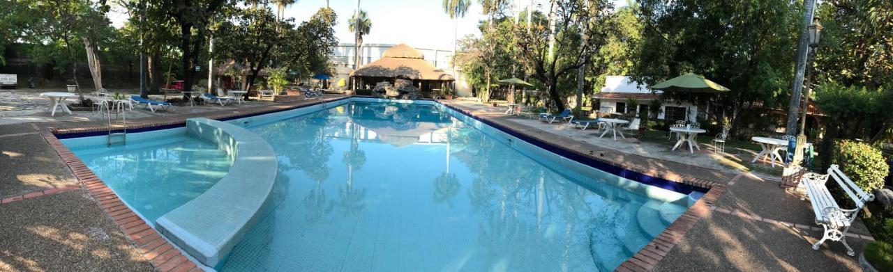 סיודד ואייס Hotel Valles מראה חיצוני תמונה