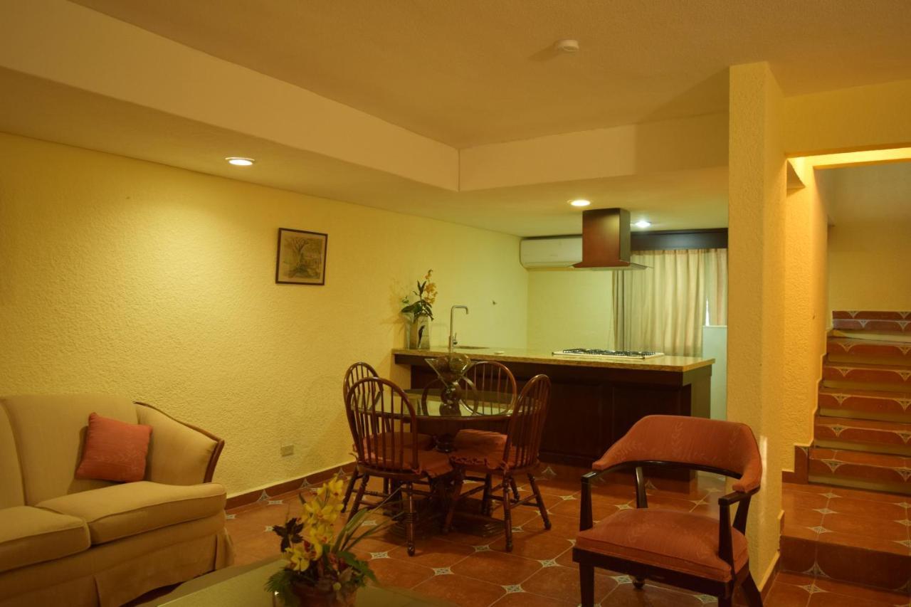 סיודד ואייס Hotel Valles מראה חיצוני תמונה