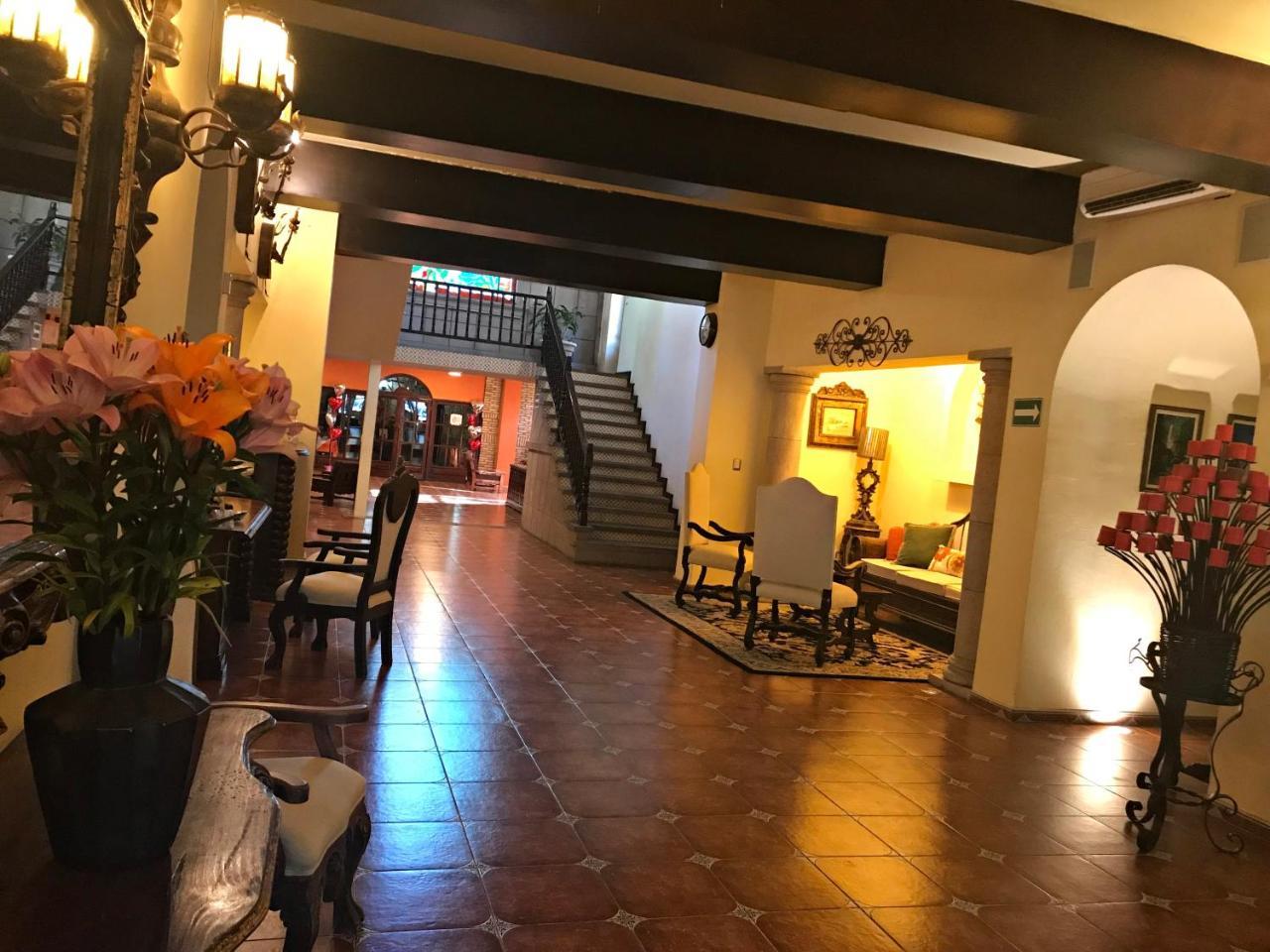 סיודד ואייס Hotel Valles מראה חיצוני תמונה